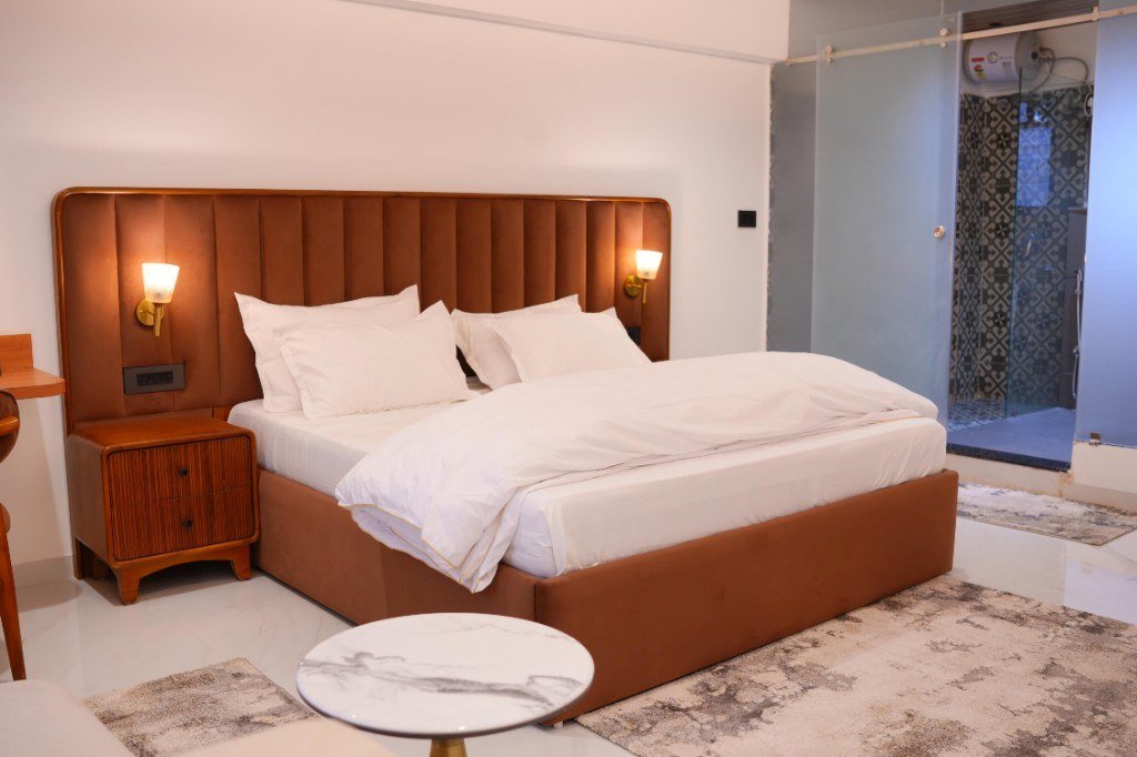 Triple Deluxe AC Room